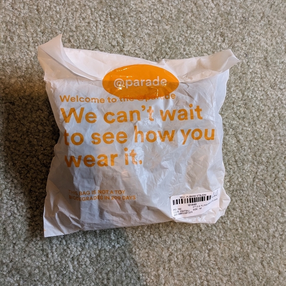 2 New Parade bralettes - Picture 6 of 7